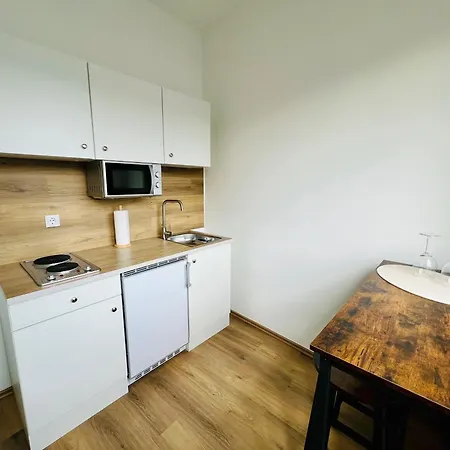 Zentral Gelegenes Und Stilvoll Moebliertes Apartment In Duisburg Nur 5 Minuten Vom Hbf Und City, Ideal Fuer Pendler Und Messebesucher Экстерьер фото