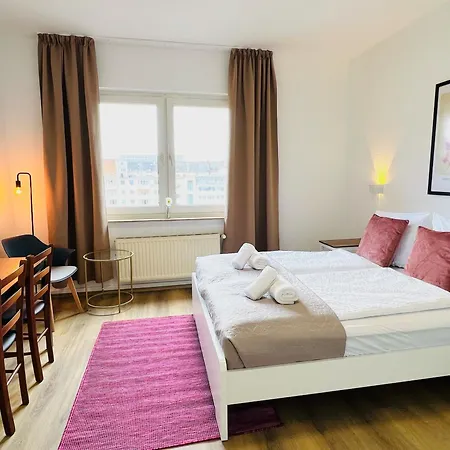Zentral Gelegenes Und Stilvoll Moebliertes Apartment In Duisburg Nur 5 Minuten Vom Hbf Und City, Ideal Fuer Pendler Und Messebesucher Экстерьер фото