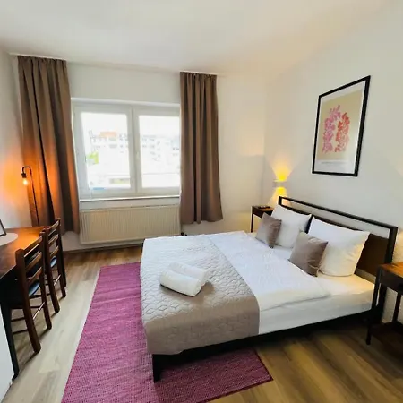 Zentral Gelegenes Und Stilvoll Moebliertes Apartment In Duisburg Nur 5 Minuten Vom Hbf Und City, Ideal Fuer Pendler Und Messebesucher Экстерьер фото