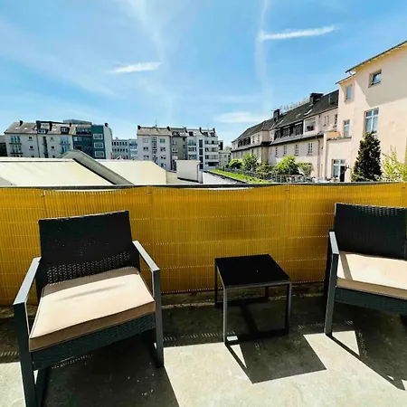 Zentral Gelegenes Und Stilvoll Moebliertes Apartment In Duisburg Nur 5 Minuten Vom Hbf Und City, Ideal Fuer Pendler Und Messebesucher Экстерьер фото