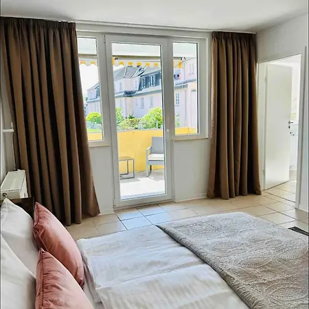 Zentral Gelegenes Und Stilvoll Moebliertes Apartment In Duisburg Nur 5 Minuten Vom Hbf Und City, Ideal Fuer Pendler Und Messebesucher Экстерьер фото