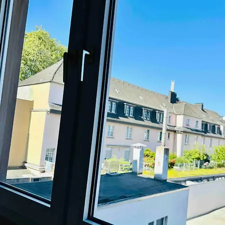 Zentral Gelegenes Und Stilvoll Moebliertes Apartment In Duisburg Nur 5 Minuten Vom Hbf Und City, Ideal Fuer Pendler Und Messebesucher Экстерьер фото